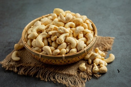 Cashew nuts