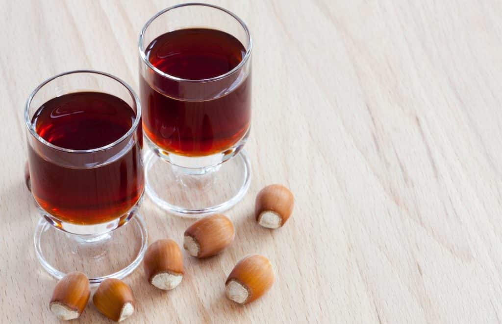7 Best Amaretto Substitutes (Alternatives to Amaretto) Miss Vickie