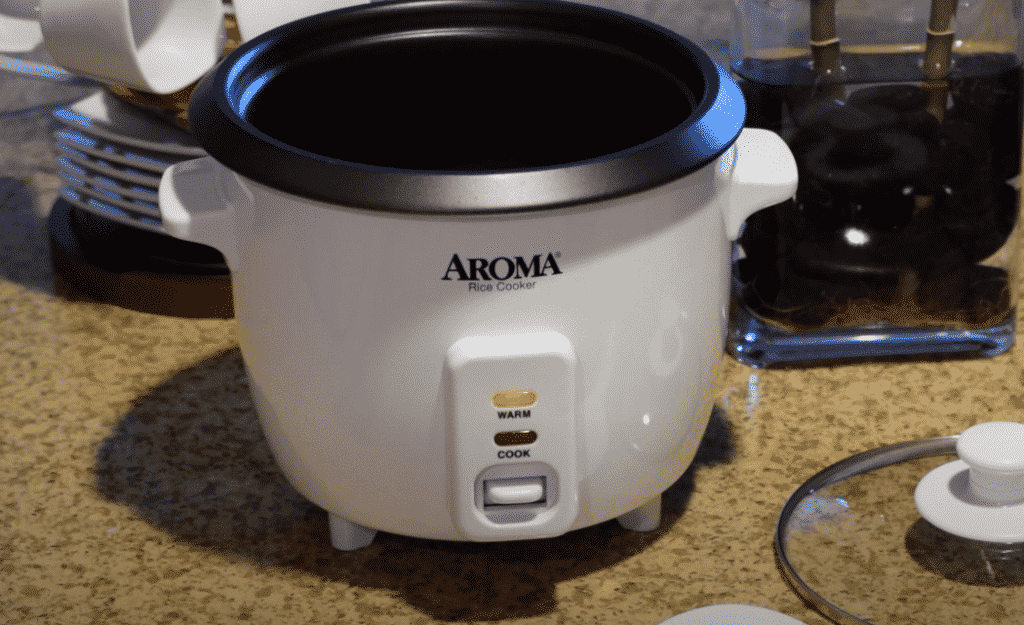 The Aroma rice cooker can sometimes have problems