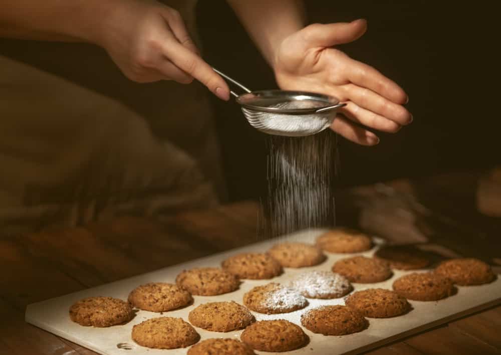 how long does it take to bake biscuits