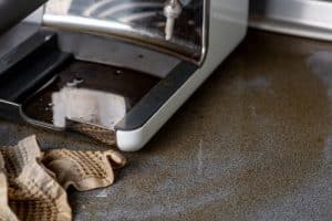 Cuisinart Coffee Maker Leaks From Bottom: 6 Ways To Fix - Miss Vickie