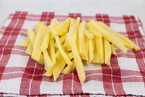 Keep the fries in a dishcloth