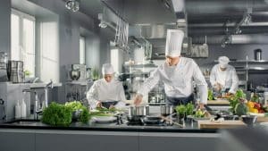 Chef De Cuisine vs Executive Chef: Differences & Their Responsibilities