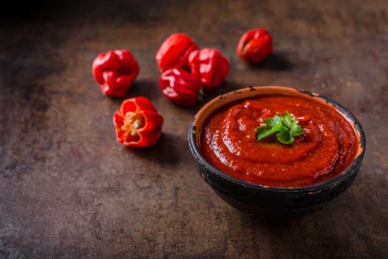 5 Best Chili Garlic Sauce Substitutes Miss Vickie