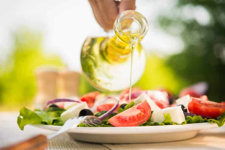 6 Best Substitutes For Salad Oil Miss Vickie