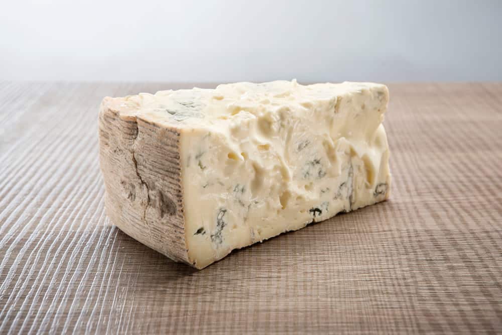 substitutes for gorgonzola cheese