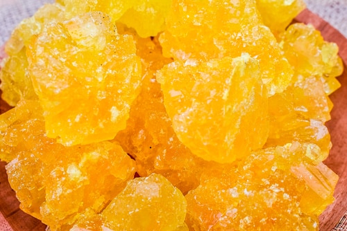 Yellow rock sugar
