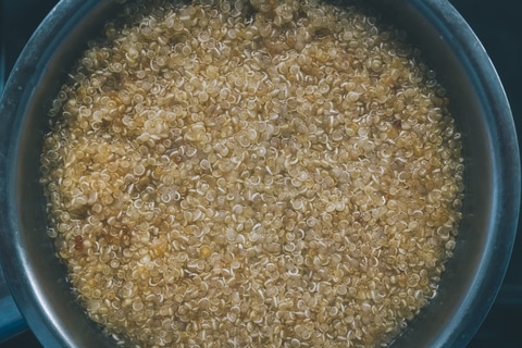 Cooking quinoa