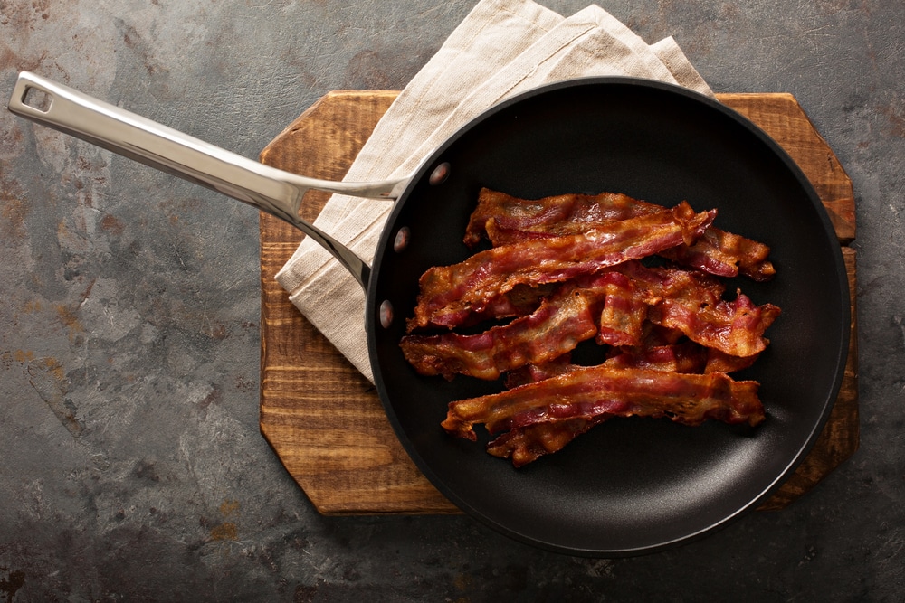 Cooking crispy bacon