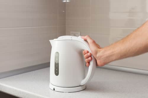 https://missvickie.com/wp-content/uploads/2021/09/kettle-lid.jpg