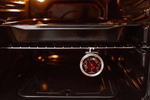 Thermometer inside oven