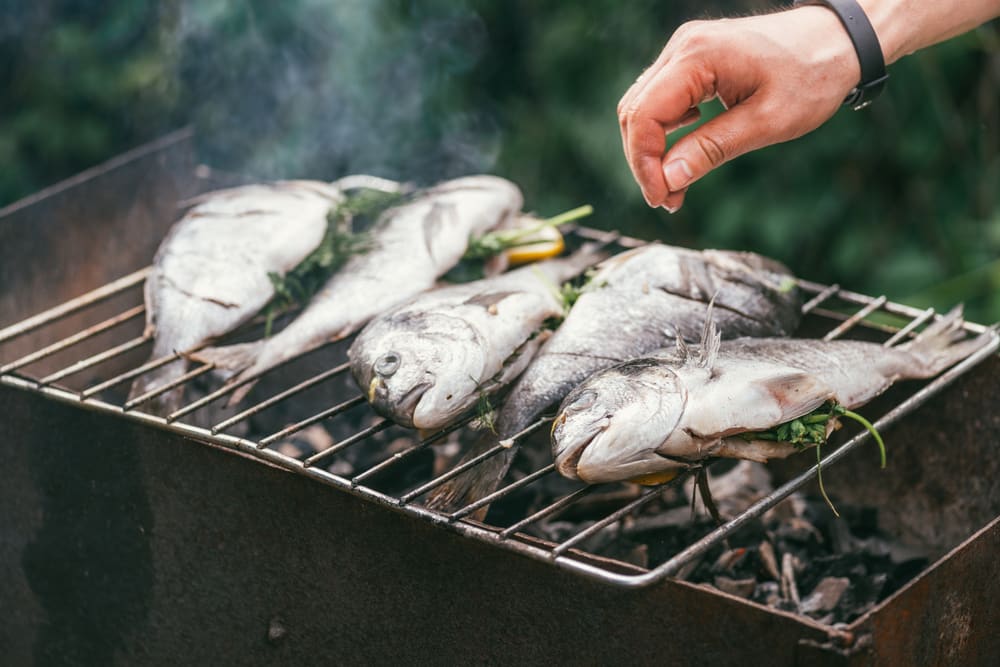 freezer burn fish safe to eat