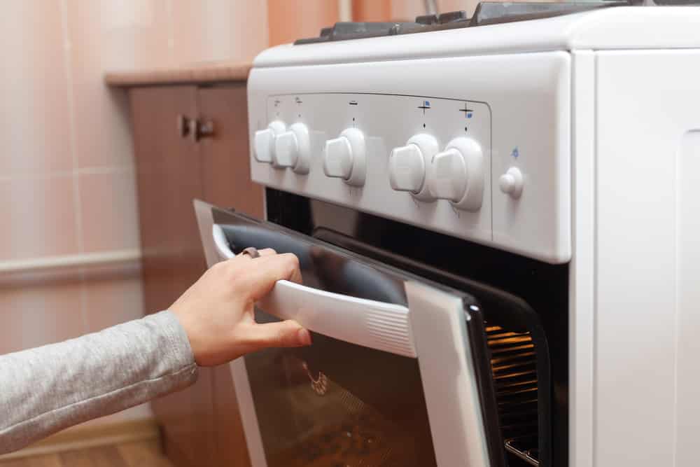 gas vs electric oven for baking