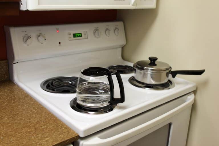 How To Use Frigidaire Electric Oven To Bake (Quick Guide) Miss Vickie