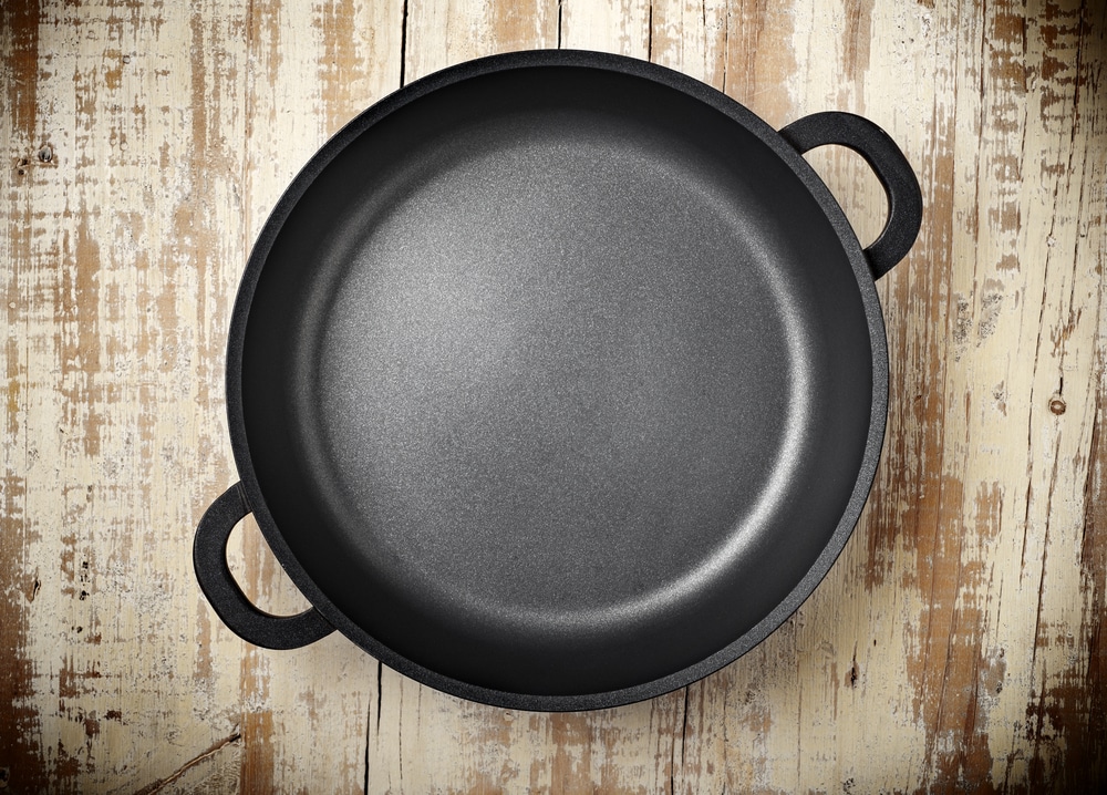 paella pan vs wok