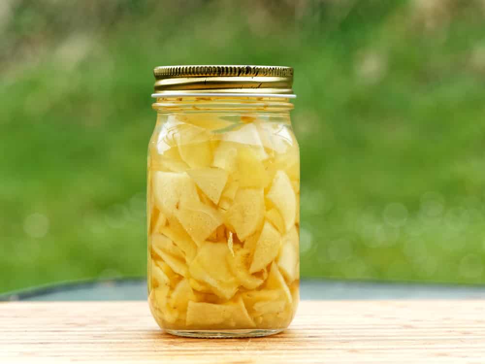 how to get the pickle smell out of a jar