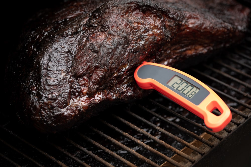 where to put meat thermometer in brisket