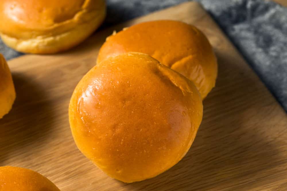 brioche bun vs regular bun