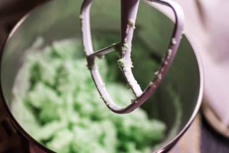 Dough Hook vs Paddle What's The Difference? Miss Vickie