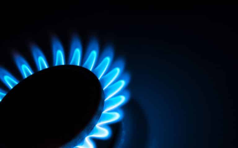 Why Does My Gas Stove Smell Like Kerosene? 3 Possibilities - Miss Vickie