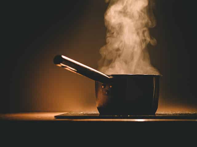 pot steaming hot cooking kitchen