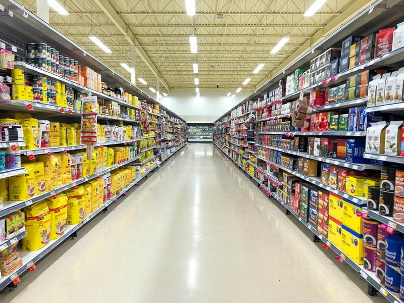 Supermarket grocery store aisle