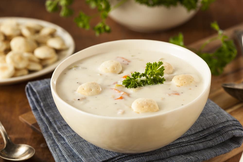 what temperature should leftover clam chowder be reheated to