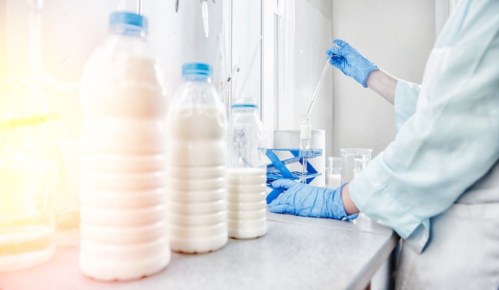 Quality control test of milk in laboratory