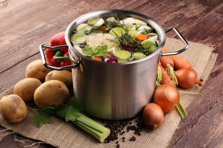 Vegetable Broth vs Chicken Broth What's The Difference? Miss Vickie