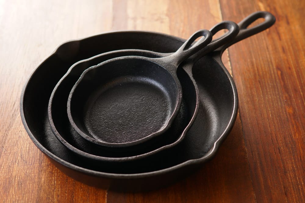 Blank Cast-Iron Skillet Pan