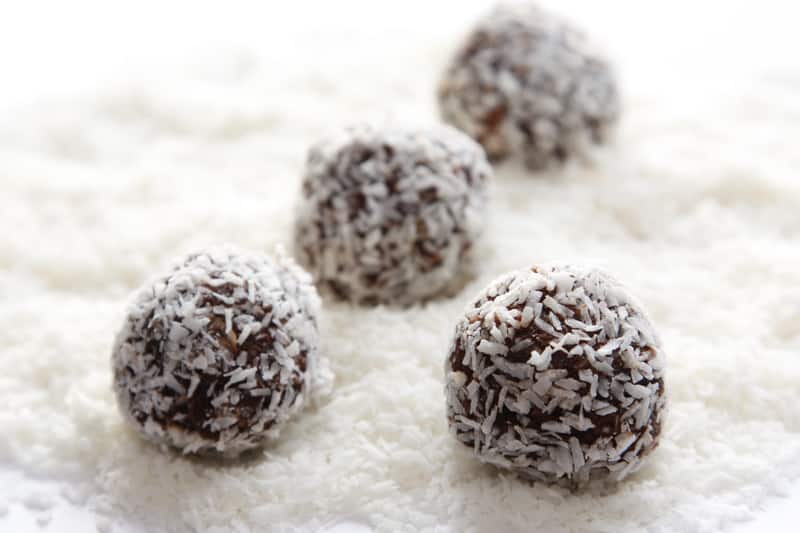 substitute for vanilla wafers in rum balls