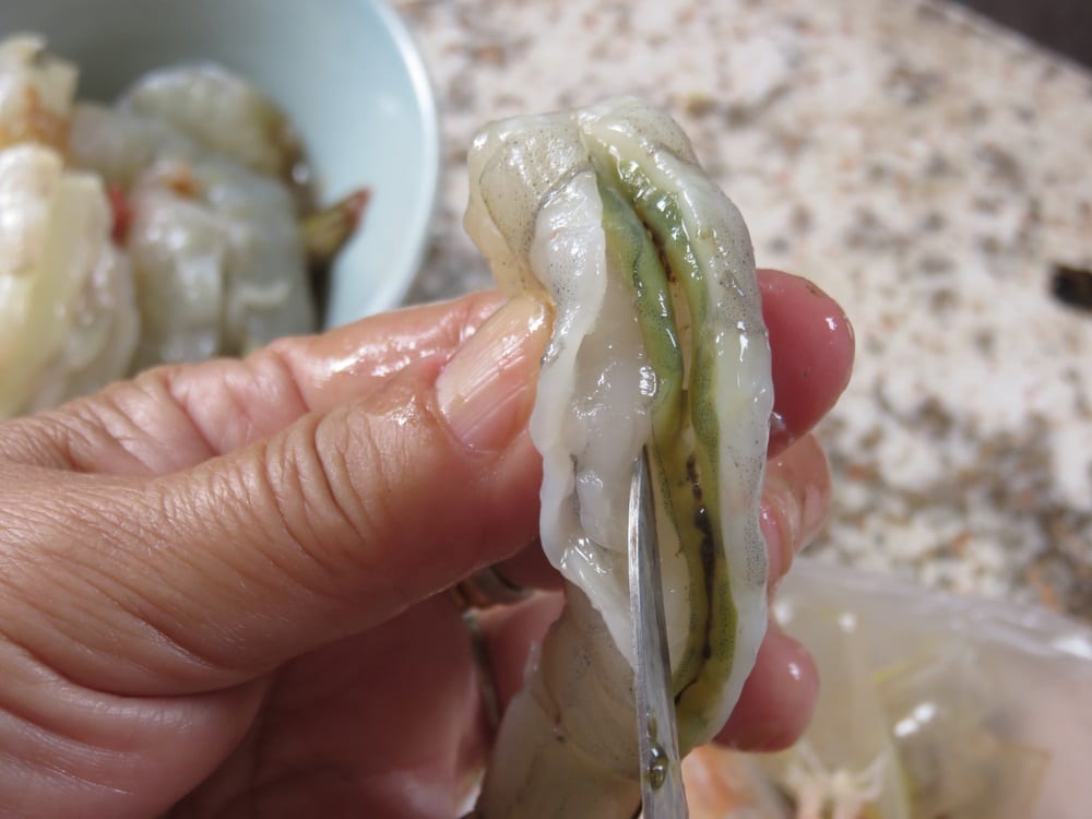 What Is Green Stuff In Shrimps?