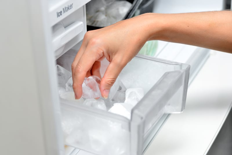 thermador refrigerator how to turn on ice maker