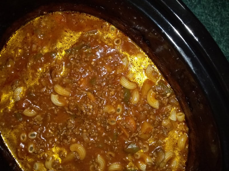 Crock pot beef goulash