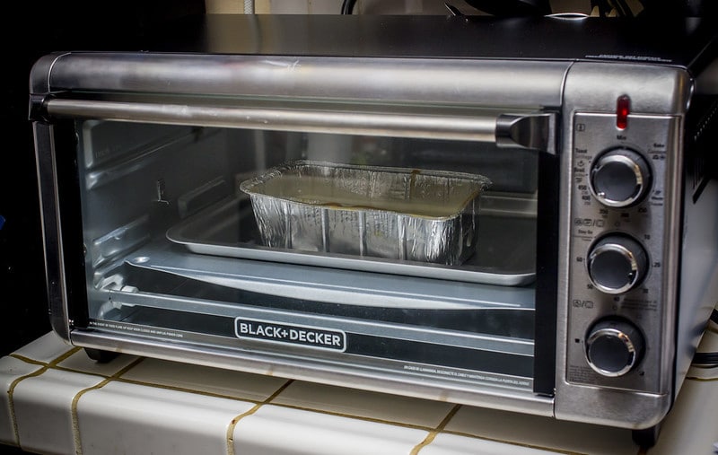 Black Decker 8-Slice Extra Wide Convection Countertop Toaster Oven