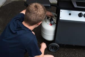 Propane Tank Valve Stuck: 4 Ways To Fix - Miss Vickie
