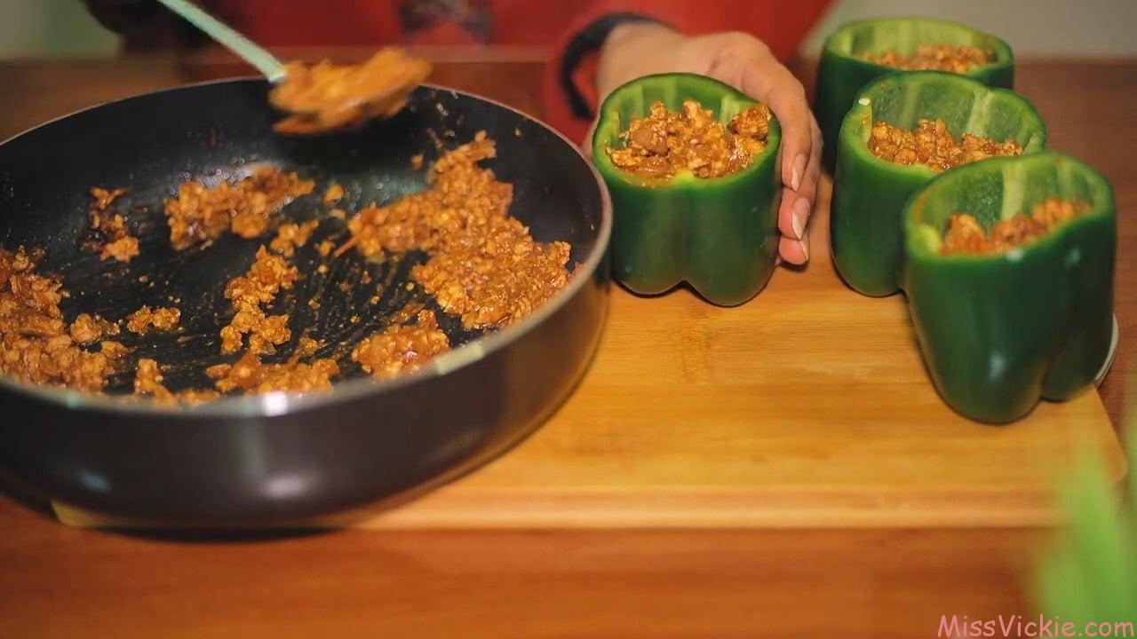 Stuff Chicken Inside Bell Peppers