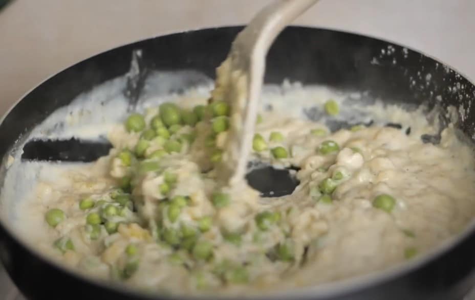 cook peas in cream