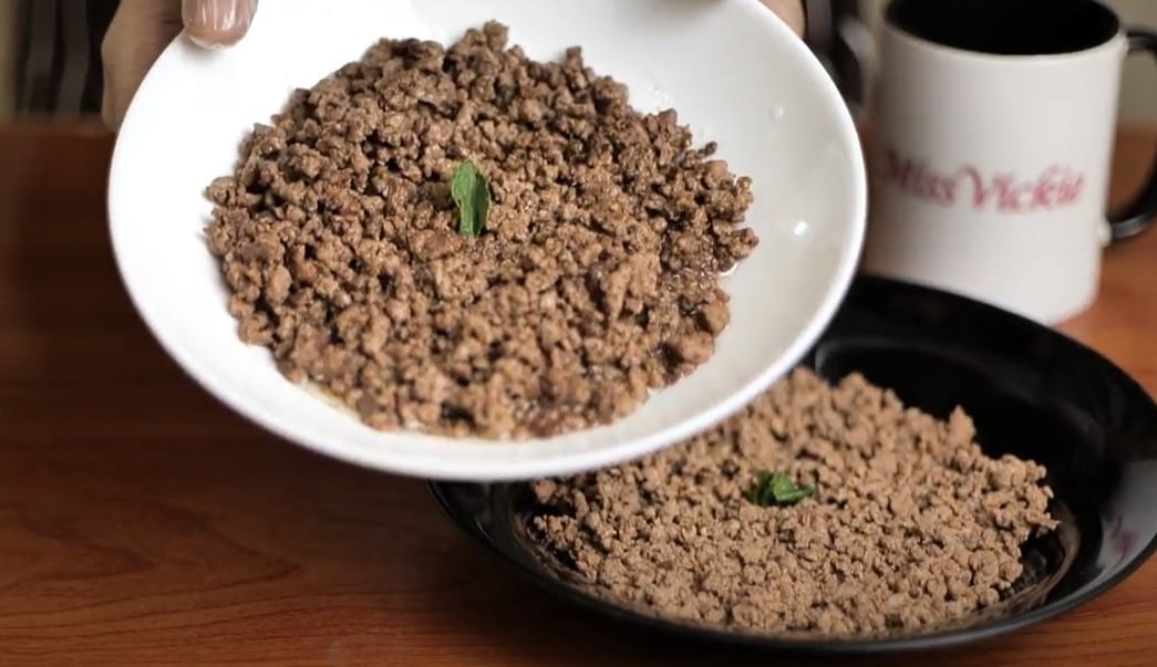 ground beef with and without oil