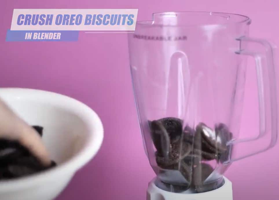 crush oreo biscuits