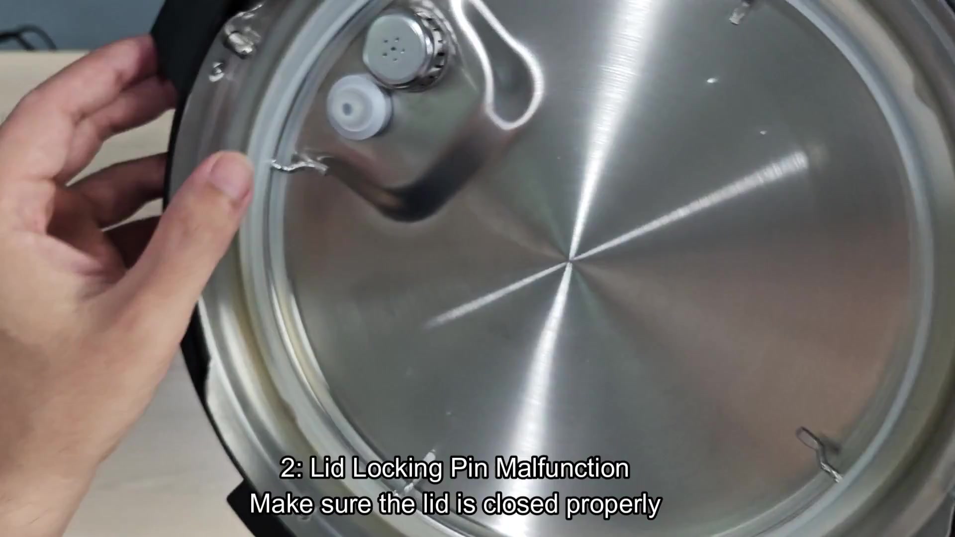 Checking lid locking mechanism alignment Checking lid locking mechanism alignment