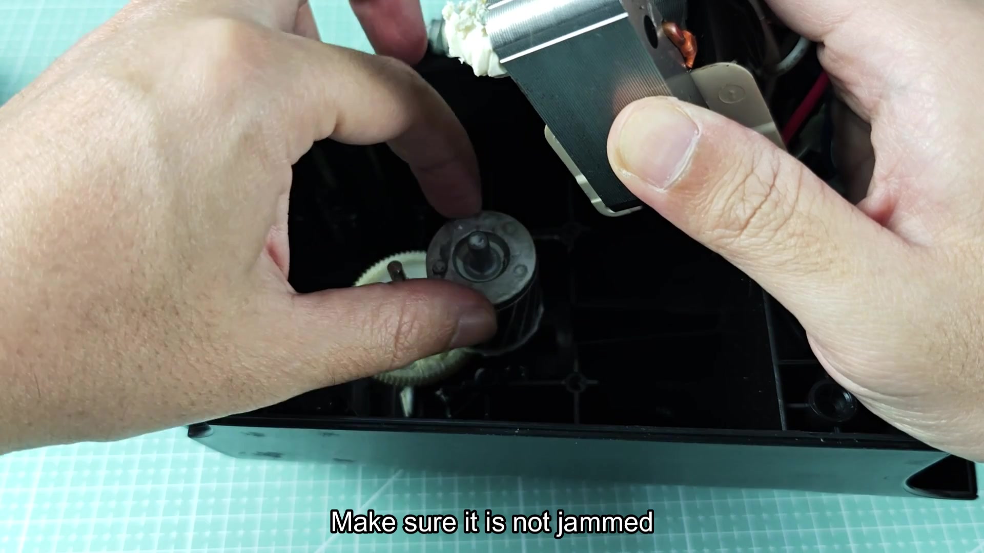 Checking mechanism for jammed parts Checking mechanism for jammed parts