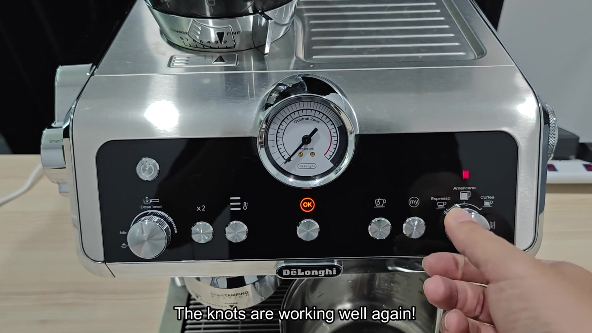 DeLonghi knobs working well again DeLonghi knobs working well again