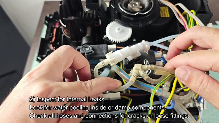 Inspecting hoses for internal leaks Inspecting hoses for internal leaks