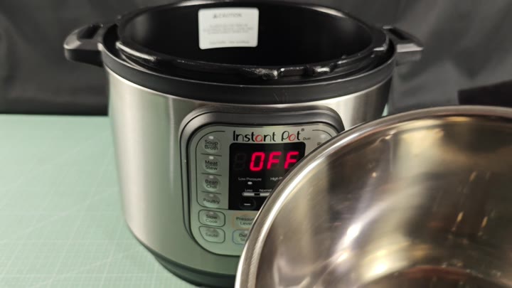 Instant Pot ready with lid removed Instant Pot ready with lid removed