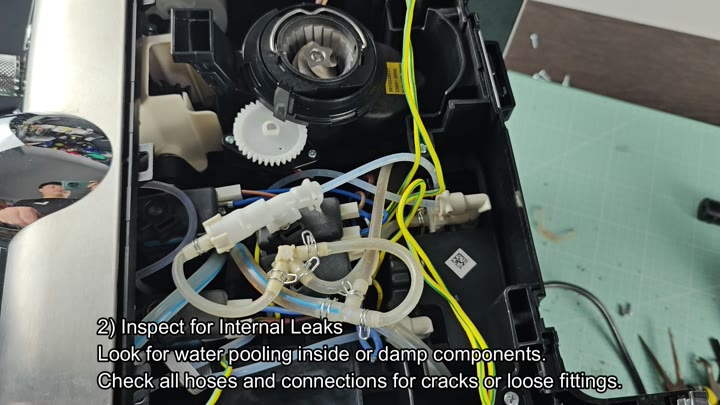 Internal appliance components and hoses Internal appliance components and hoses