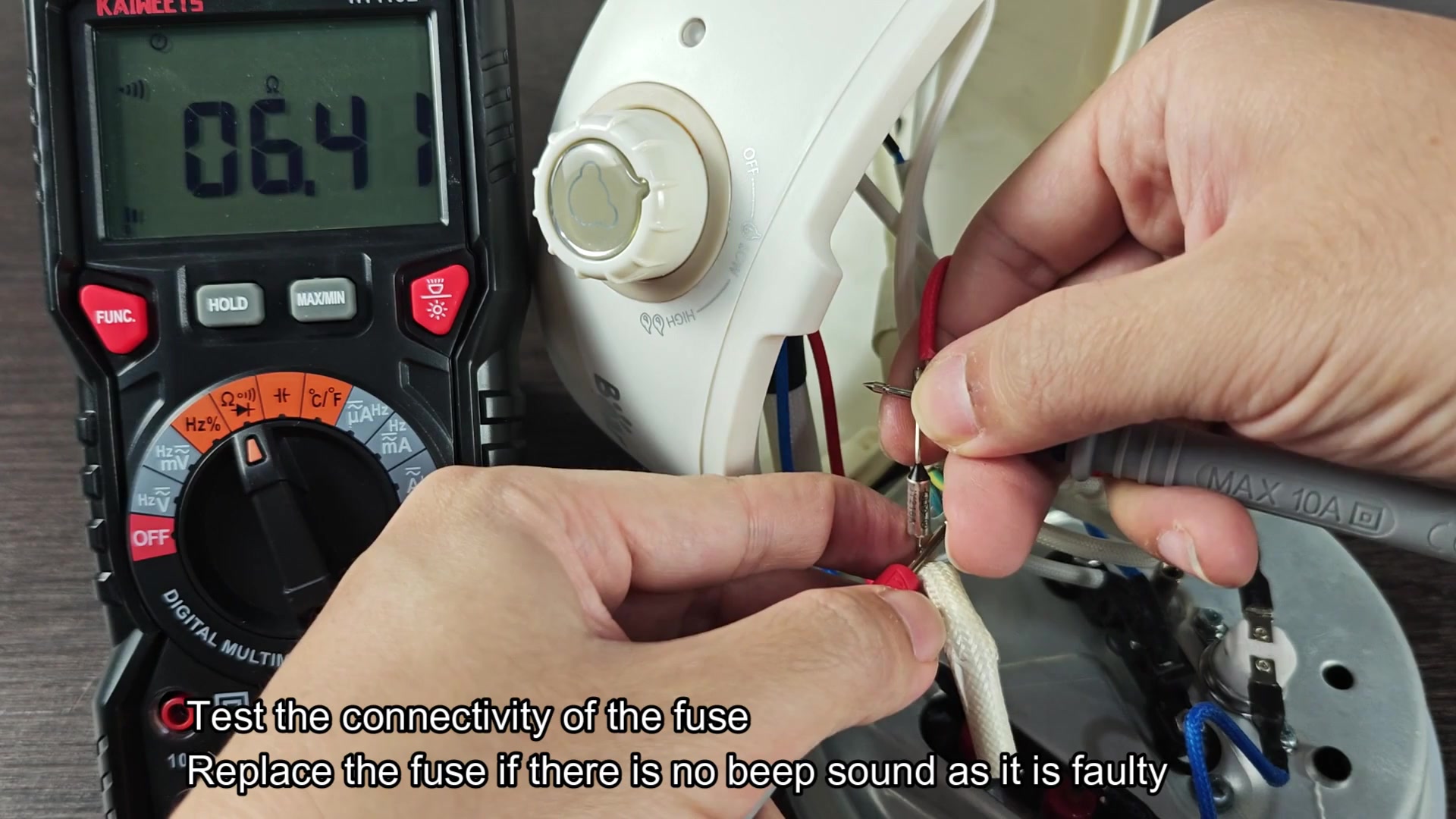Multimeter displays 20.84 ohms reading Multimeter displays 20.84 ohms reading