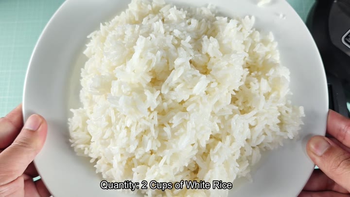 Bowl of cooked white rice Bowl of cooked white rice