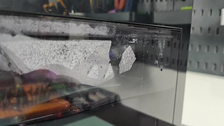 Condensation inside transparent water reservoir Condensation inside transparent water reservoir
