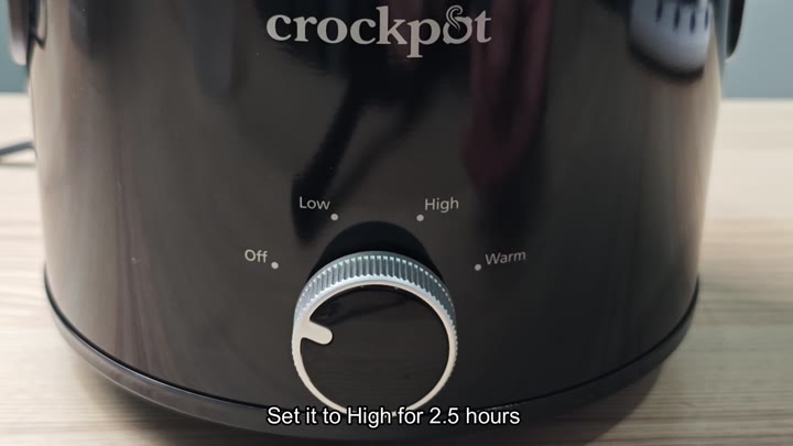 Crockpot dial set to High setting Crockpot dial set to High setting